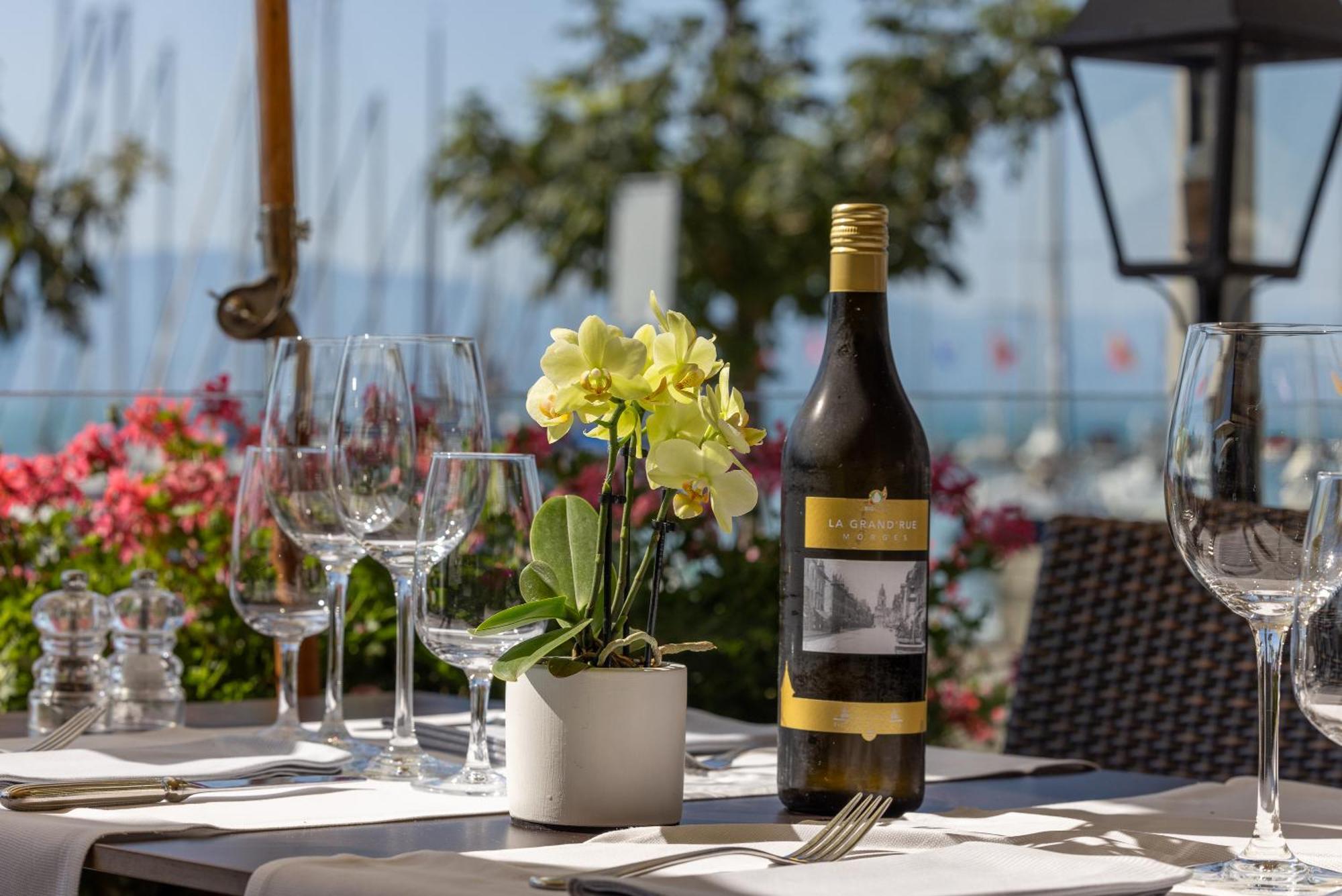 Romantik Hotel Mont Blanc Au Lac Morges Exterior foto