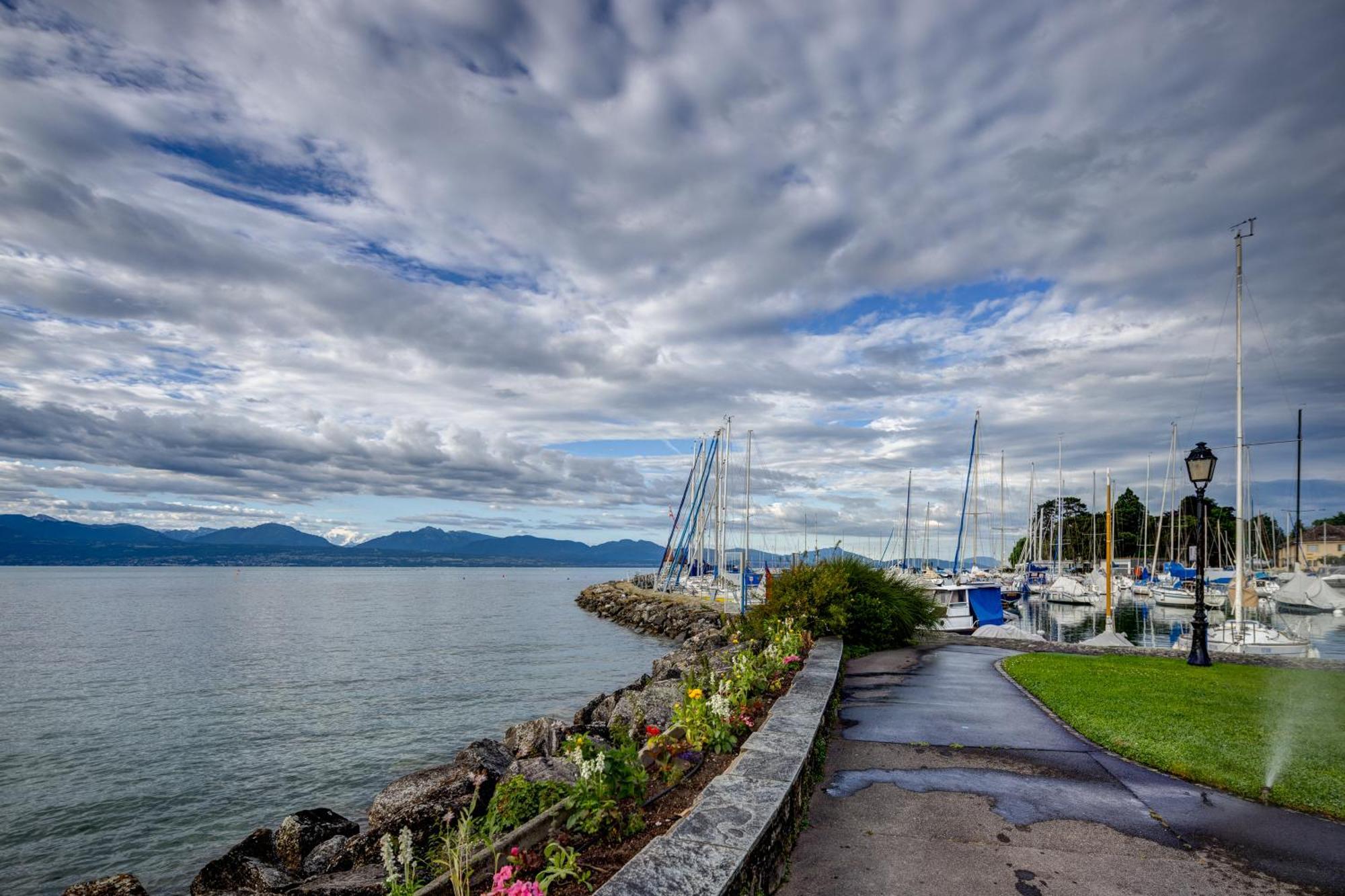 Romantik Hotel Mont Blanc Au Lac Morges Exterior foto