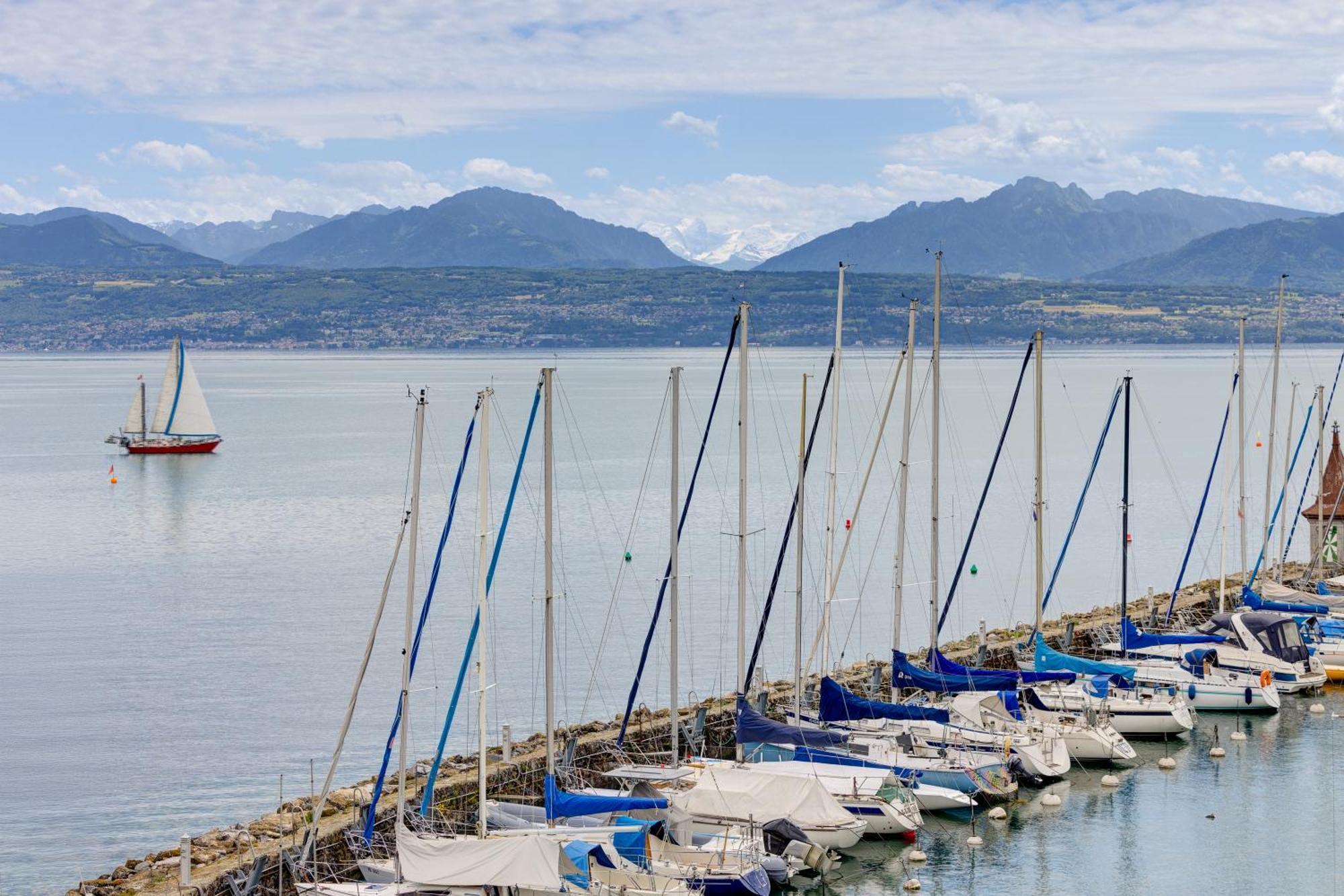 Romantik Hotel Mont Blanc Au Lac Morges Exterior foto